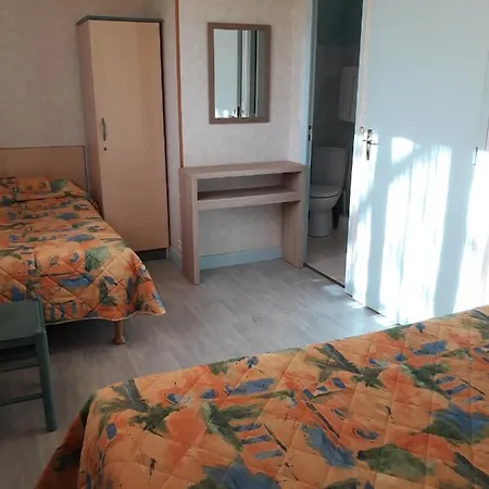 Le Relais De Boralde מלון