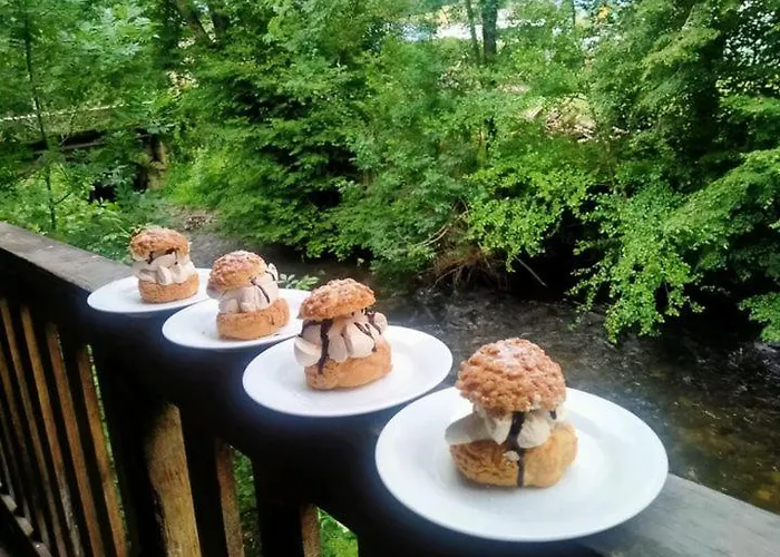 Le Relais De Boralde * エスパリオン